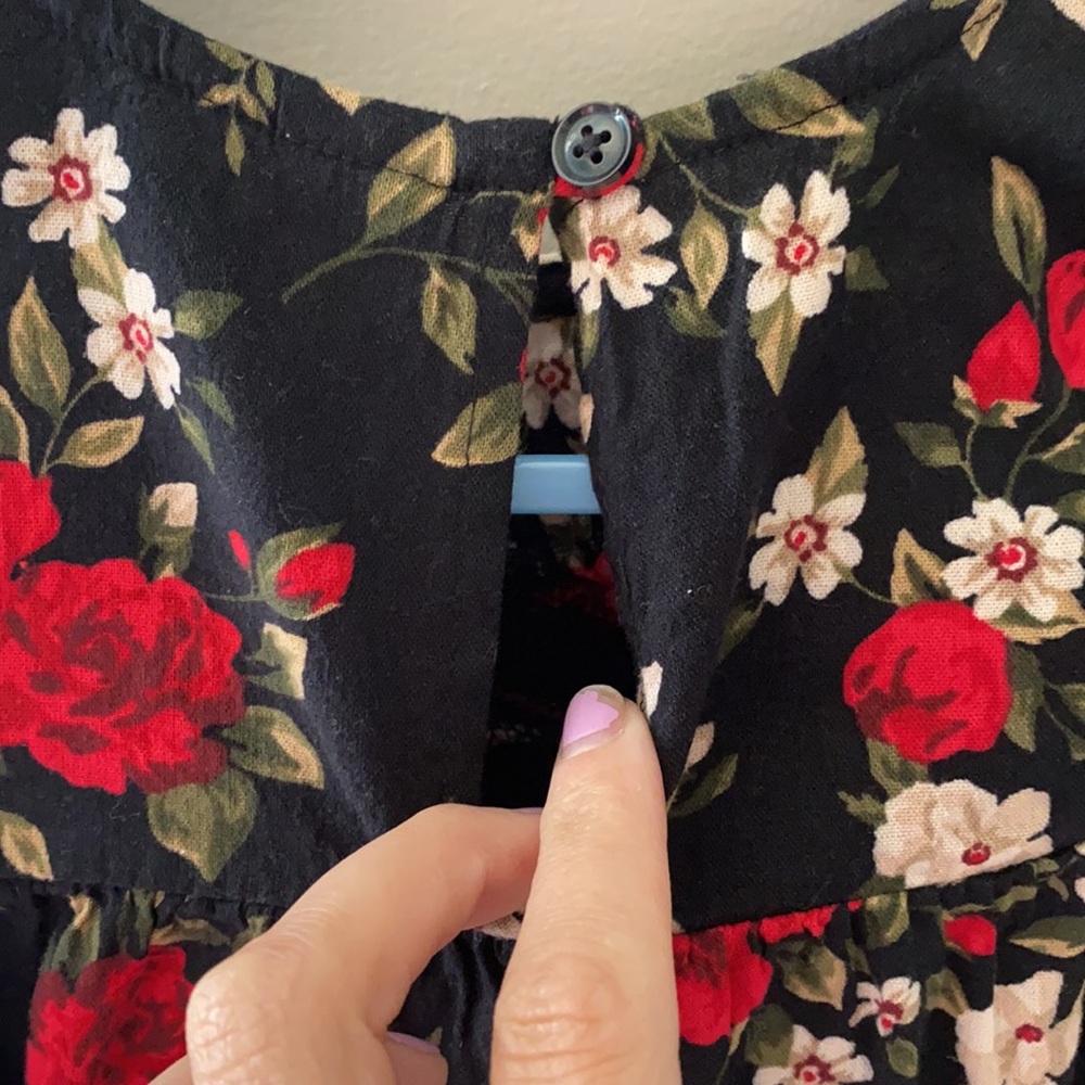 Girls Old Navy dress - Picture 6 of 7